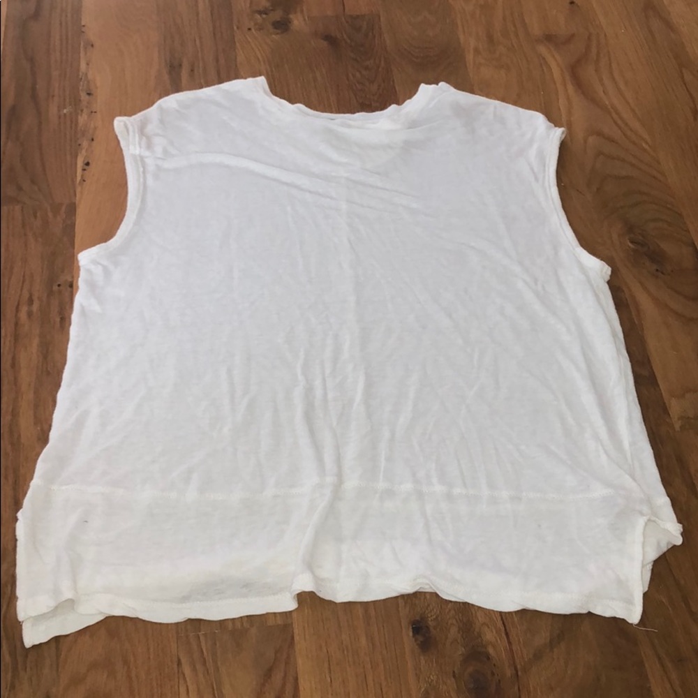 Basic white tank